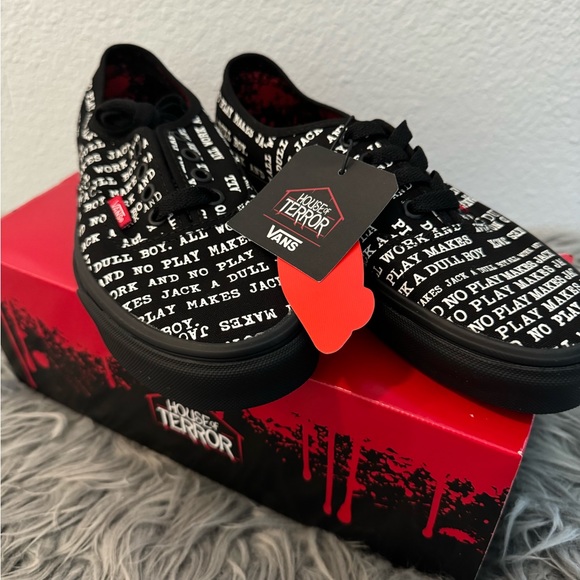 Vans x the shining HOUSE OF TERROR - Picture 1 of 4